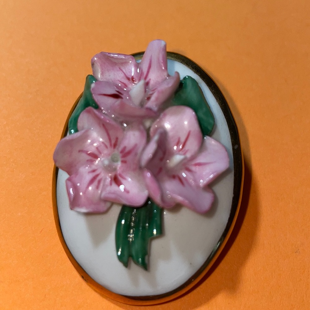 Vintage Arron Bone China Flower Brooch